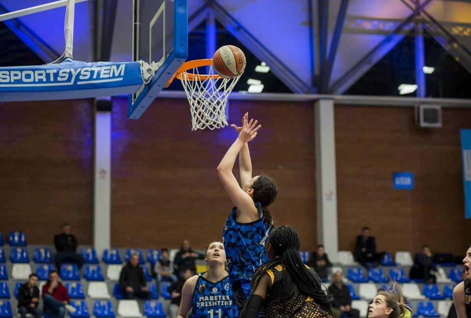 KUPA E KOSOVËS-FEMRAT